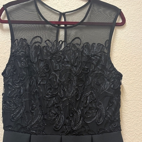 SD Collection A line, Black Lace Dress - Picture 4 of 9